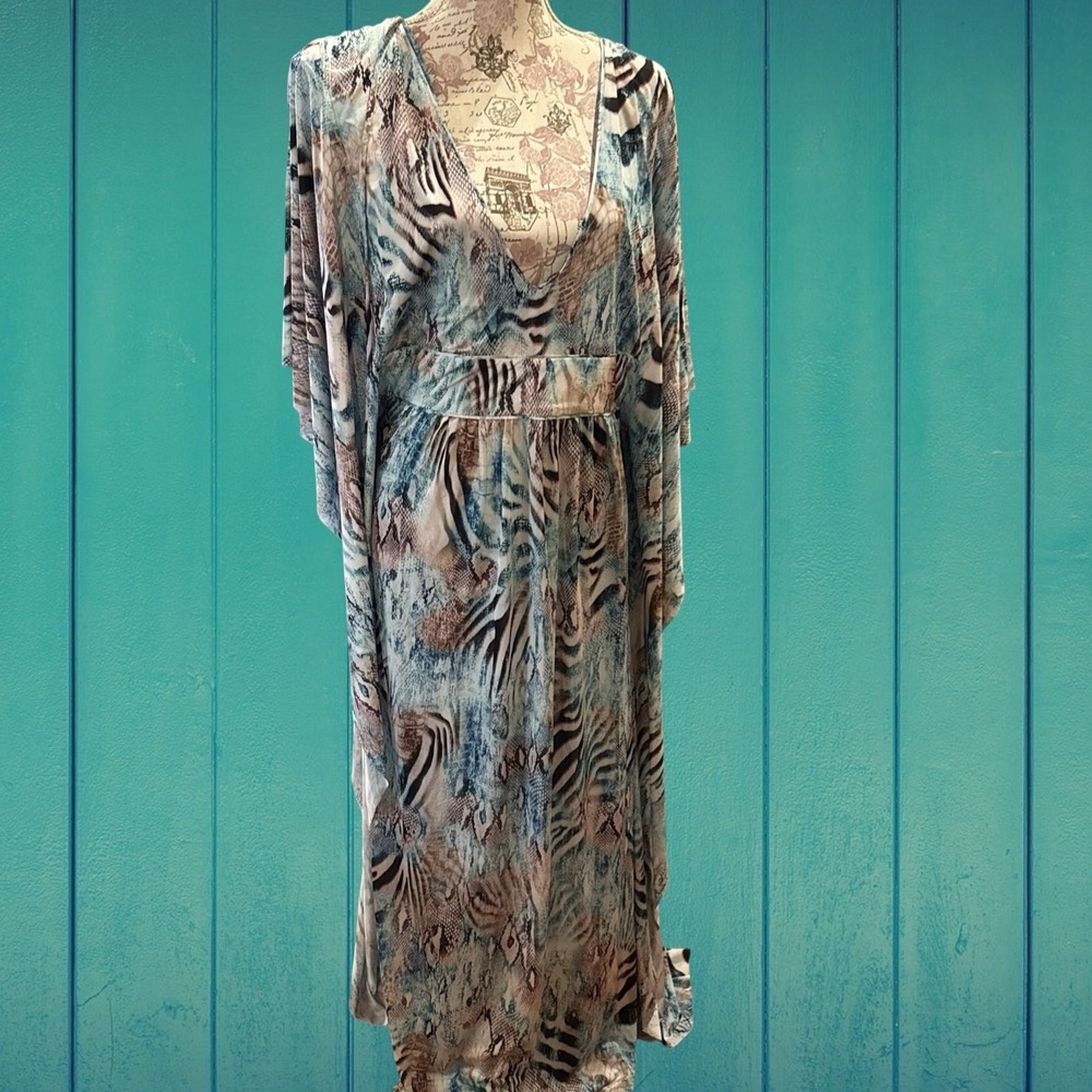 Vix Hermammy silky coverup Dress Animal Print Sz L Kaftan Style NWOT Blue Boho